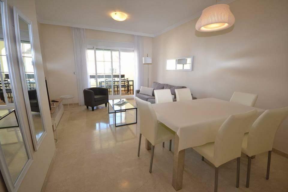 Residential Duquesa Apartamento San Luis de Sabinillas Exterior foto